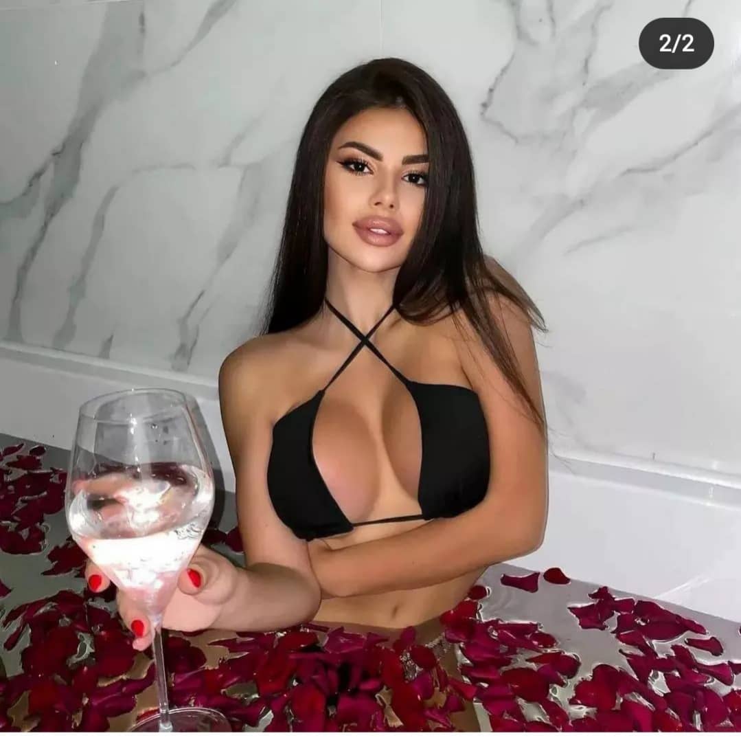 Güzelbahçe Escort Nazlı